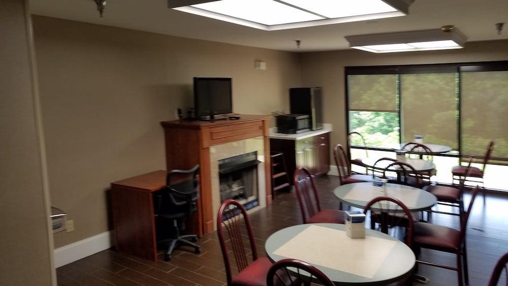 Quality Inn & Suites Canton, Ga Εξωτερικό φωτογραφία